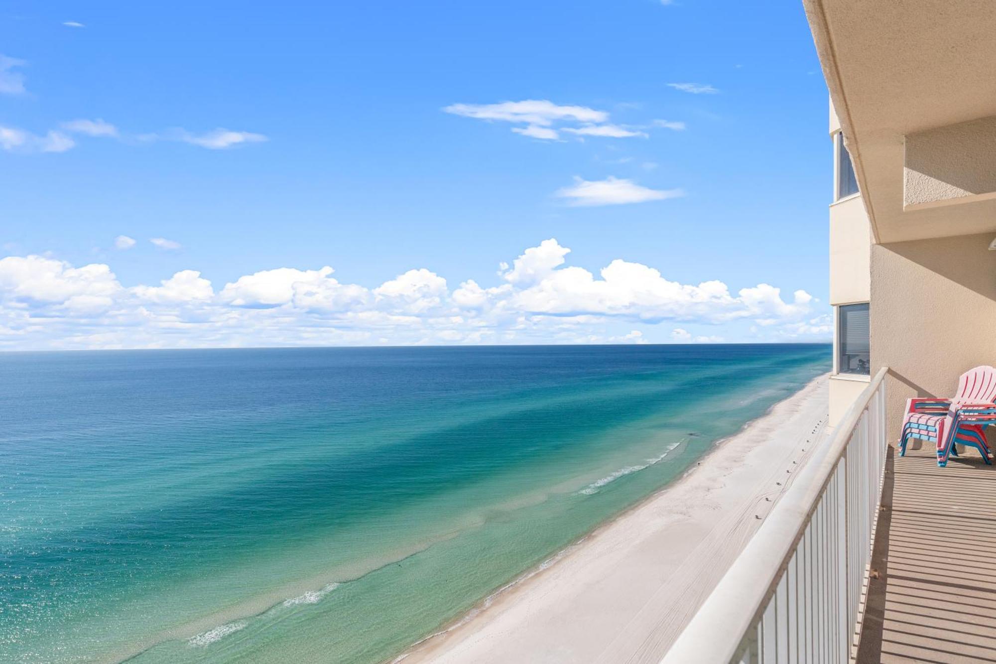 Tidewater Escape: 1Br/2Ba Beachfront Condo, Sleeps 6, Gulf Views & Comfort! パナマシティービーチ エクステリア 写真